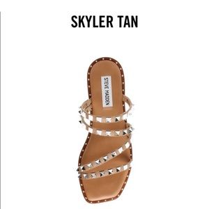 Steve Madden Skyler flat sandals